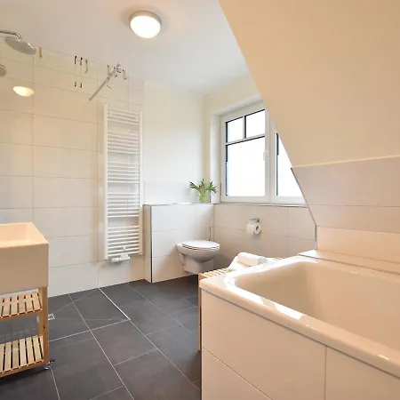 Spacious Holiday In Near Baltic Sea Beach Ferienhaus