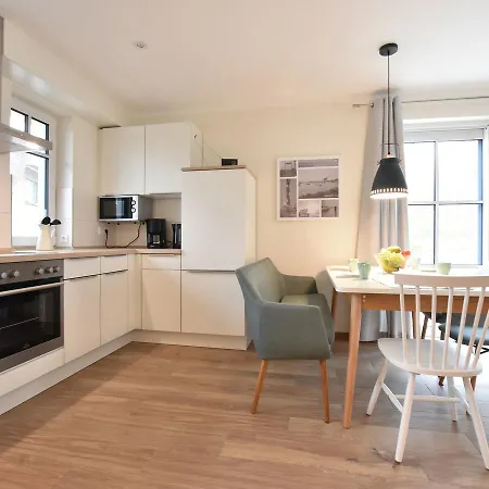 Spacious Holiday In Near Baltic Sea Beach Ferienhaus