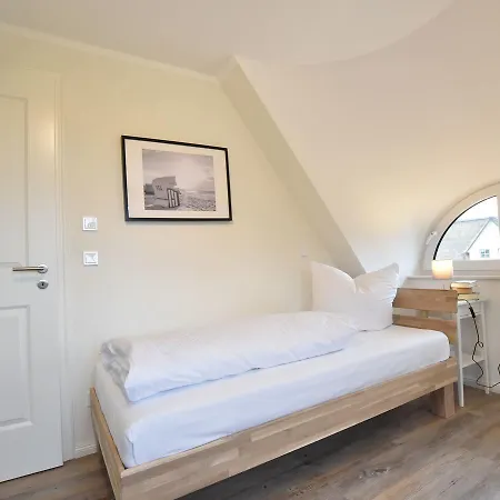 Spacious Holiday In Near Baltic Sea Beach Ferienhaus *