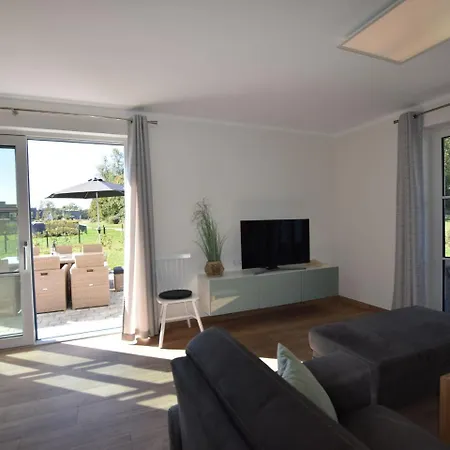 Spacious Holiday In Near Baltic Sea Beach Ferienhaus